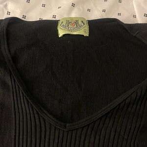 Juicy Couture Black Ribbed V-Neck Lg Sleeve T-Shirt sz L